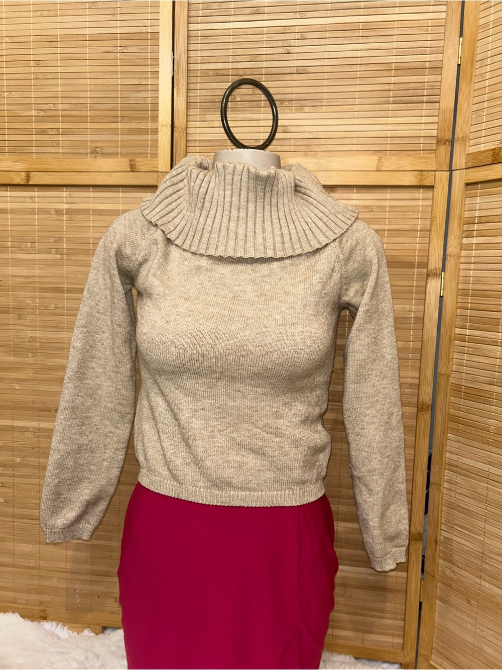Cotton On tan cowl turtleneck sweater top woman’s size small